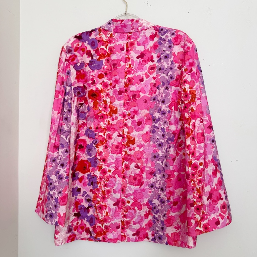 Pink floral blazer - Picture 10 of 15